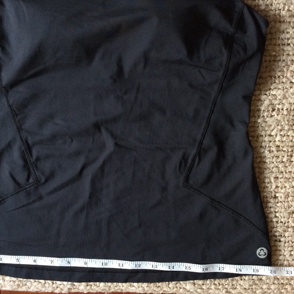 Titika Active Halter workout top | Excellent Used Condition | Size b/n L & XL - Picture 9 of 12